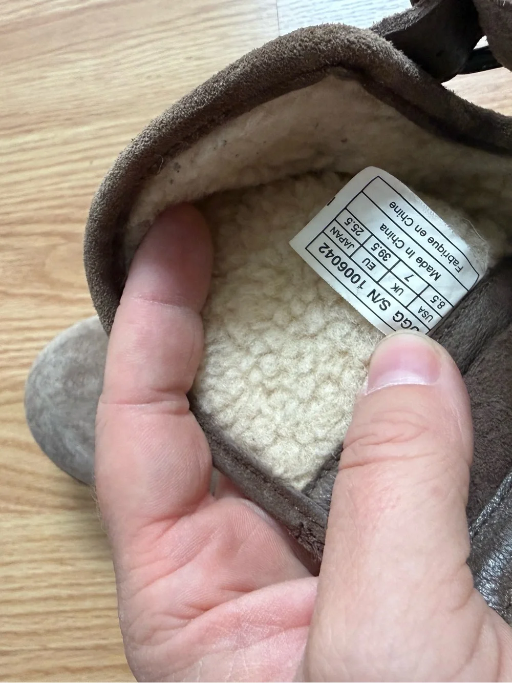UGG chancey suede